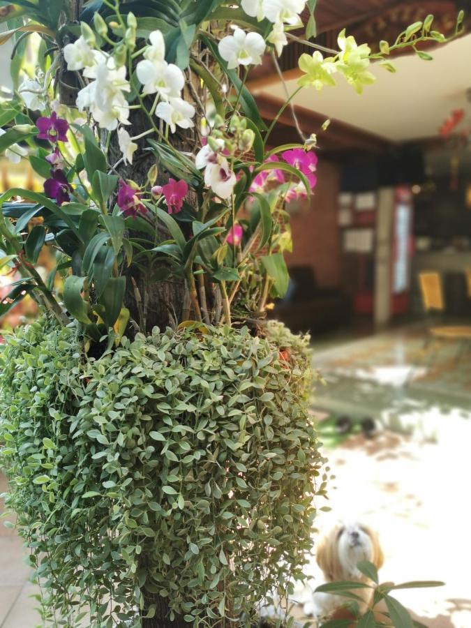 Tavee Guesthouse Banguecoque Exterior foto